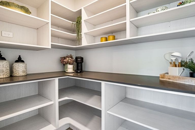 Photo of property in 14 Wheriko Avenue, Glenbrook, Waiuku, 2681