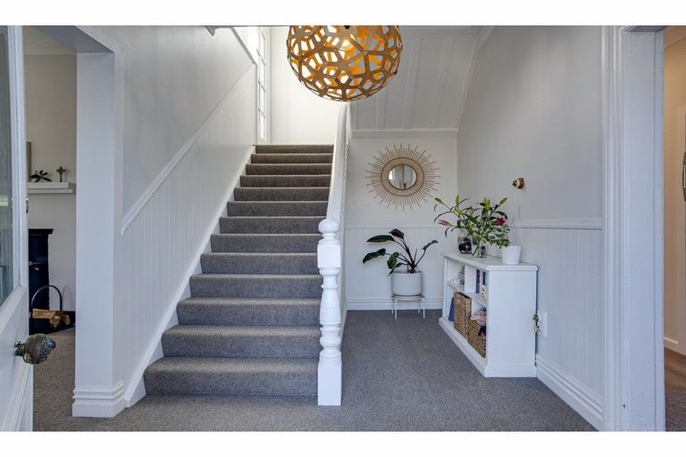 Photo of property in 10 Te Weka Street, Maori Hill, Timaru, 7910