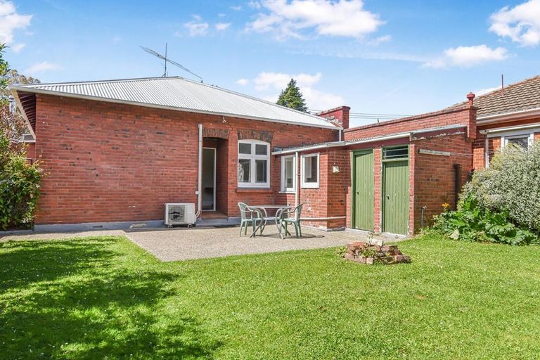 Photo of property in 1 Crown Street, North East Valley, Dunedin, 9010
