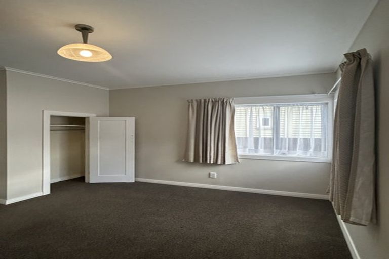 Photo of property in 69 Hutt Road, Petone, Lower Hutt, 5012