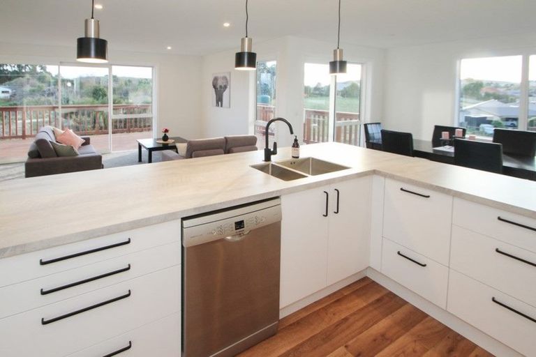 Photo of property in 9 Grove Avenue, Weston, Oamaru, 9401