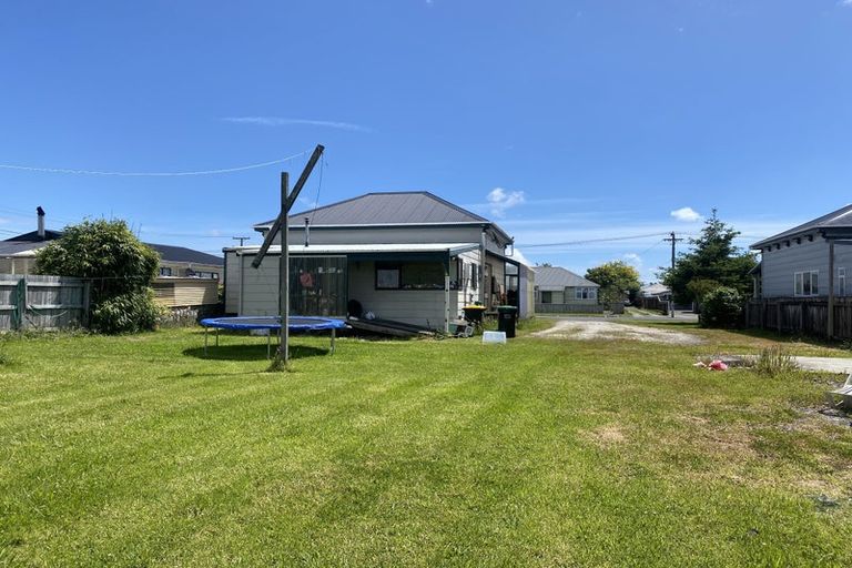 Photo of property in 137 Romilly Street, Westport, 7825