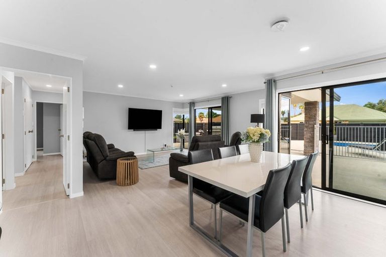 Photo of property in 11 Thoroughbred Place, Papamoa Beach, Papamoa, 3118