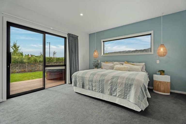 Photo of property in Wooing Tree Vineyard Ltd, 2 Blondie Drive, Cromwell, 9310