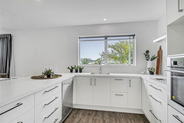 Photo of property in 4 Whaka Terrace, Huntsbury, Christchurch, 8022