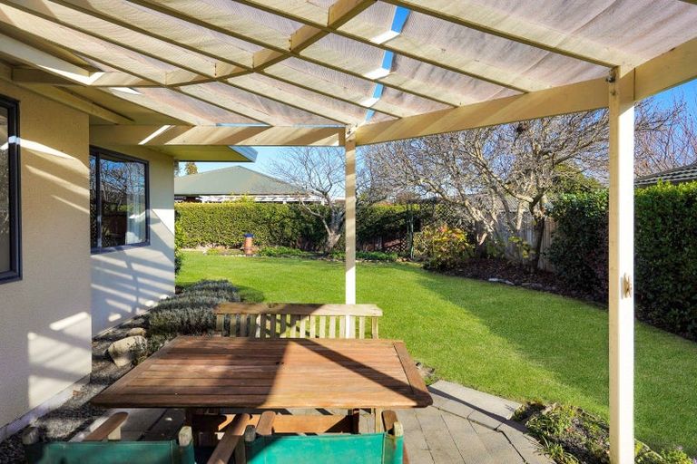 Photo of property in 12 Penlington Place, Havelock North, 4130