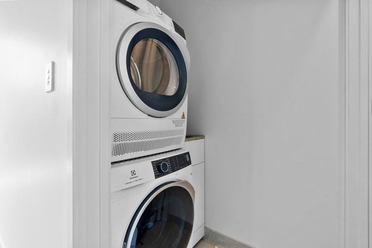 Photo of property in 79 Tarapuka Road, Westgate, Auckland, 0814