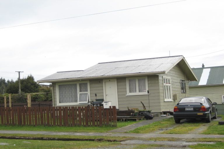 Photo of property in 2a Seddon Street, Runanga, 7803