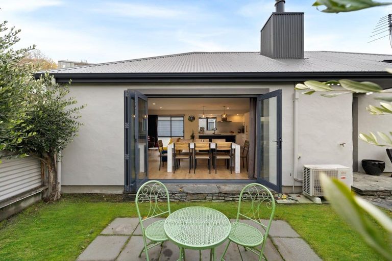 Photo of property in 75 Mcdonnell Road, Arrowtown, 9302