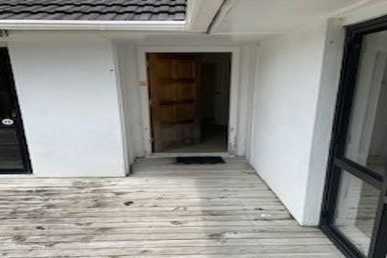 Photo of property in 1/24 Richards Avenue, Forrest Hill, Auckland, 0620