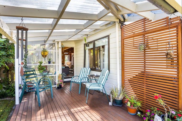 Photo of property in 3 Ngarue Place, Waitara, 4320