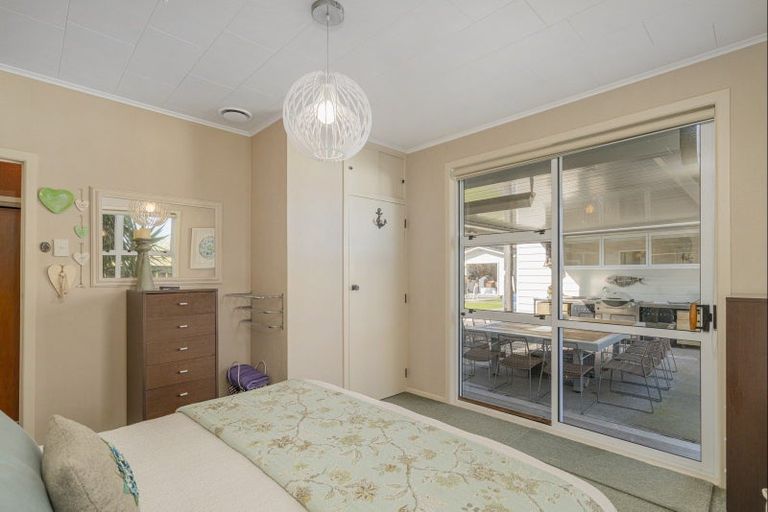 Photo of property in 14 School Road, Whitianga, 3510