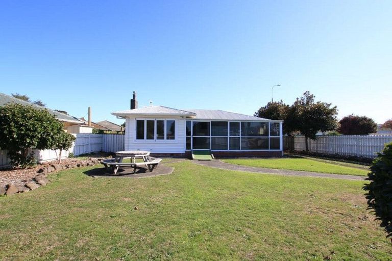 Photo of property in 178 Lincoln Road, Henderson, Auckland, 0610