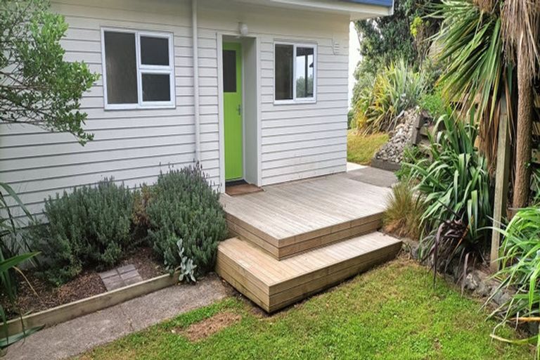 Photo of property in 1/24 Lambley Road, Titahi Bay, Porirua, 5022