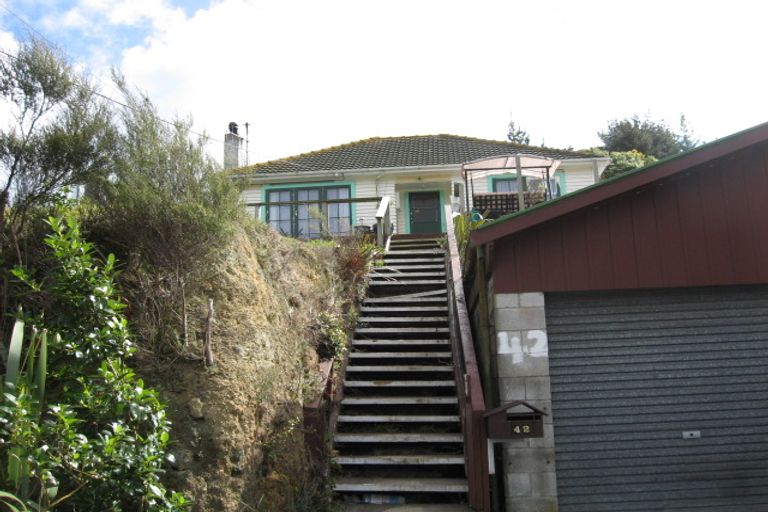Photo of property in 42 Stanley Street, Wainuiomata, Lower Hutt, 5014