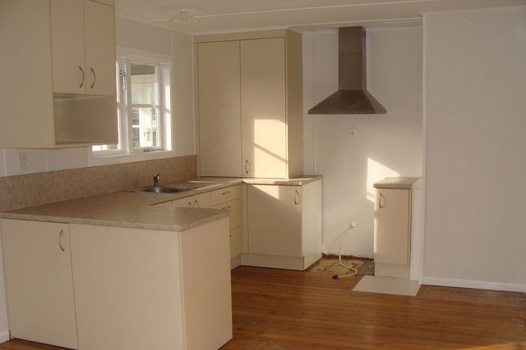 Photo of property in 5 Watene Crescent, Waitara, 4320