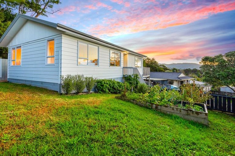 Photo of property in 27 Danube Lane, Glen Eden, Auckland, 0602