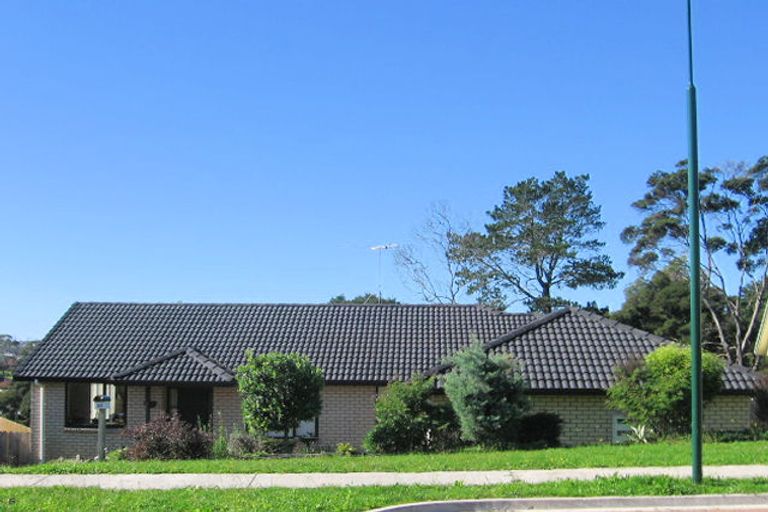 Photo of property in 50 San Valentino Drive, Henderson, Auckland, 0612