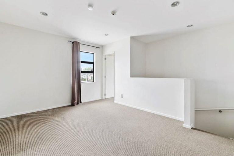 Photo of property in 19/5 Perekia Street, Albany, Auckland, 0632