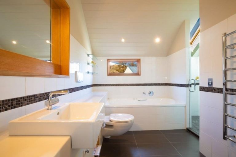 Photo of property in Millbrook Resort, 1 Orchard Hill, Arrowtown, 9371