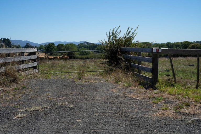 Photo of property in 10 Woolrich Road, Te Kowhai, Hamilton, 3288