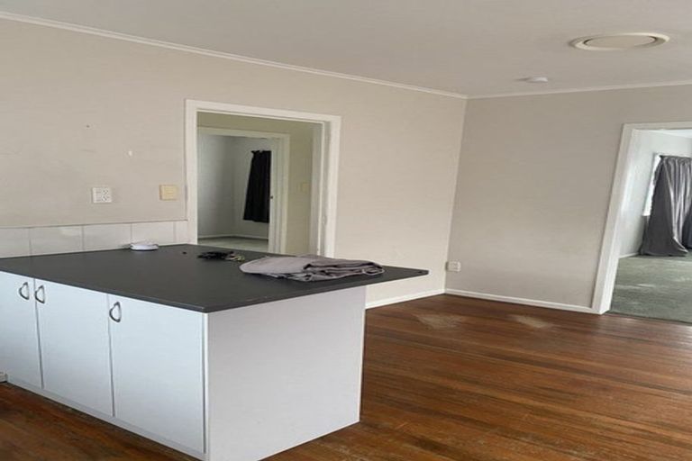 Photo of property in 12 Okareka Place, Pakuranga Heights, Auckland, 2010