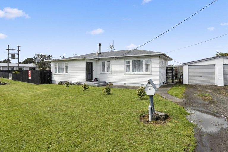 Photo of property in 7 Milne Street, Sanson, 4817