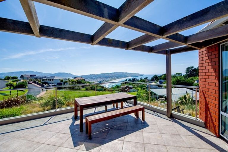 Photo of property in 15 Highgrove, Saint Clair, Dunedin, 9012