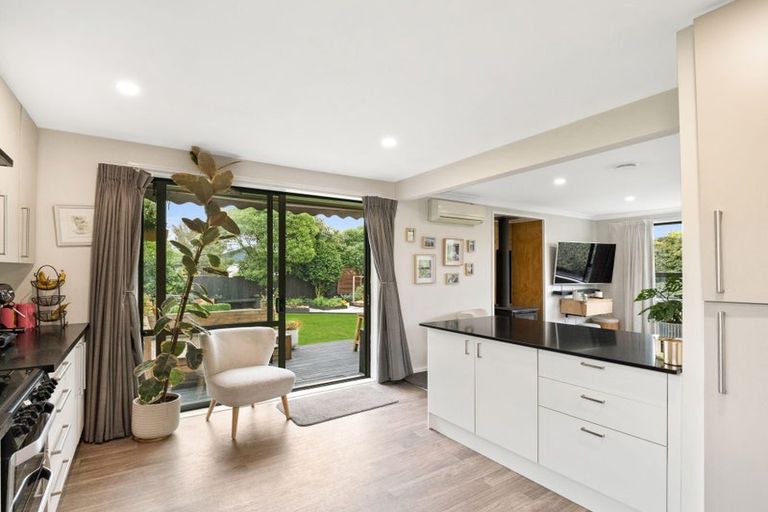 Photo of property in 28 Denise Crescent, Hornby, Christchurch, 8042