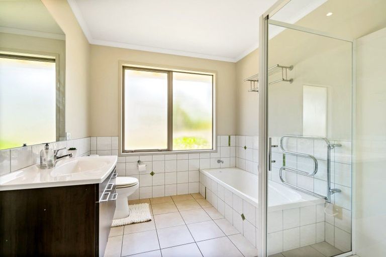 Photo of property in 45 Waitotara Drive, Waipapa, 0230