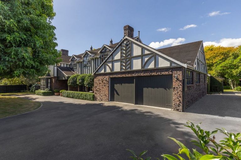 Photo of property in 47 Highbury Drive, Levin, 5510