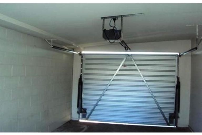 Photo of property in 49 Lyndon Street, Riccarton, Christchurch, 8041