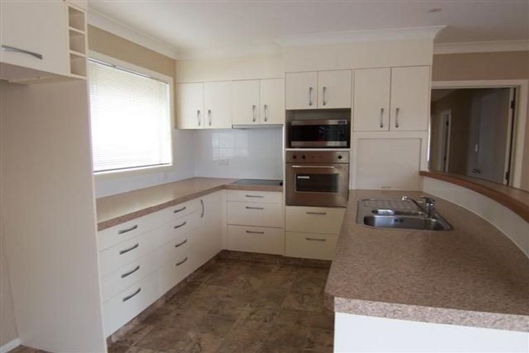 Photo of property in 10a Emmett Street, Greerton, Tauranga, 3112