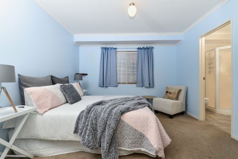 Photo of property in 137 Rototuna Road, Rototuna, Hamilton, 3210