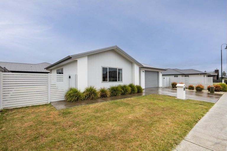 Photo of property in 42 Hunter Drive, Awatoto, Napier, 4110