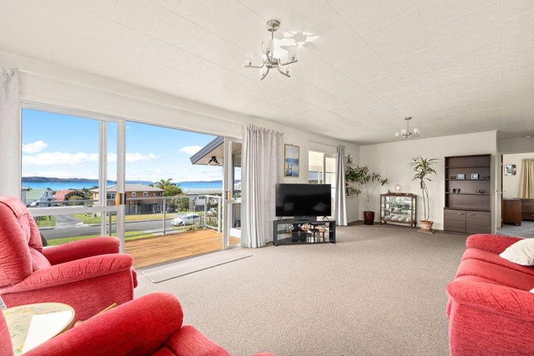 Photo of property in 17 Kawau View Road, Snells Beach, 0920