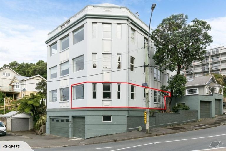 Photo of property in 1/2 Brooklyn Terrace, Brooklyn, Wellington, 6021