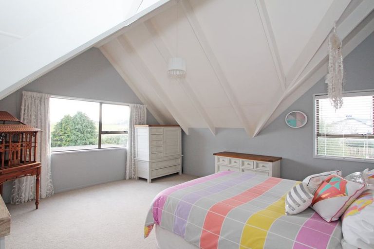 Photo of property in 5 Whiterocks Road, Weston, Oamaru, 9401