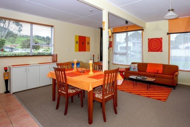 Photo of property in 3b Dolphin Drive, Whiritoa, Whangamata, 3691