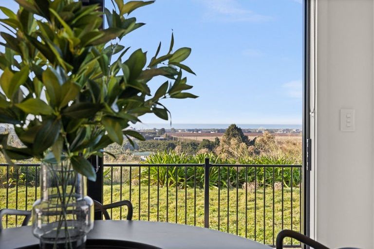 Photo of property in 685 Main North Road, Bay View, Napier, 4104