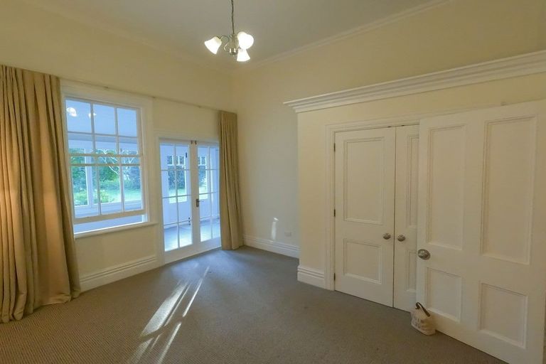 Photo of property in 365 Corbett Road, Paraite, New Plymouth, 4373