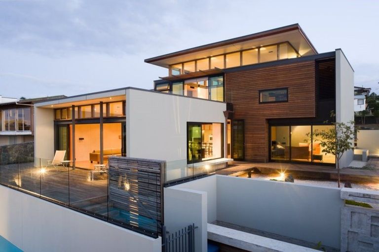 Photo of property in 51 Pacific Parade, Army Bay, Whangaparaoa, 0930