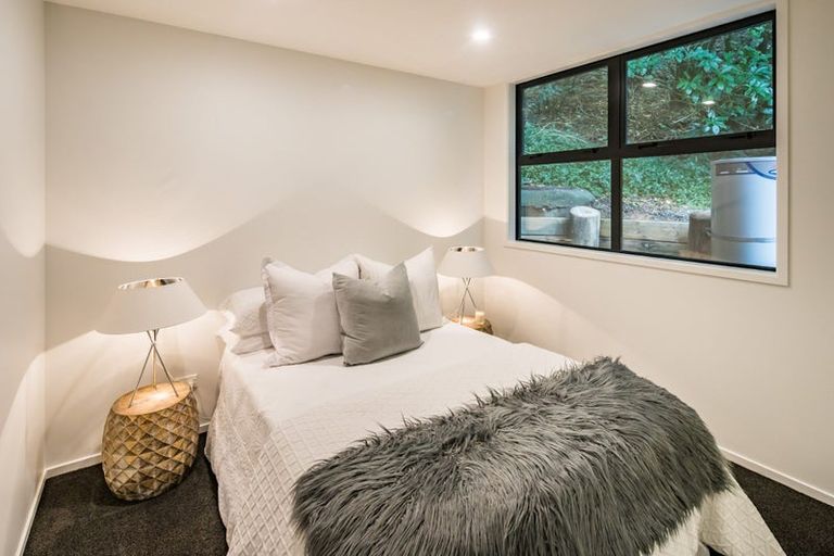 Photo of property in 14 Appleton Place, Karori, Wellington, 6012