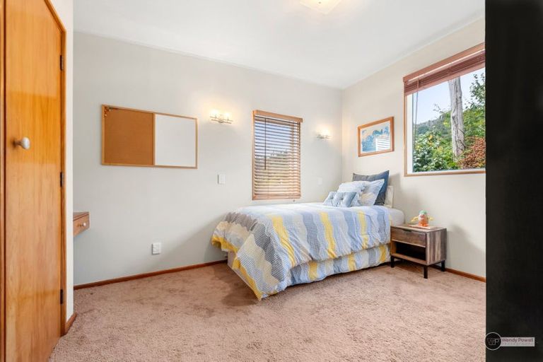 Photo of property in 44 Manuka Street, Stokes Valley, Lower Hutt, 5019