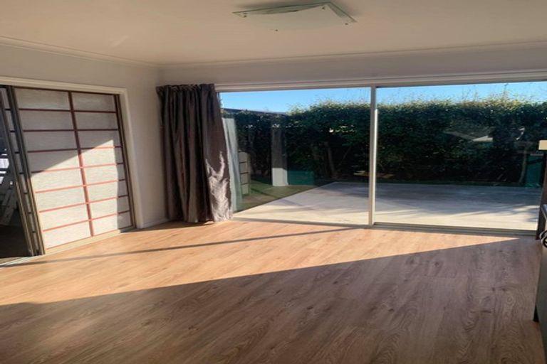 Photo of property in 2/3 Pinedale Lane, Linwood, Christchurch, 8062