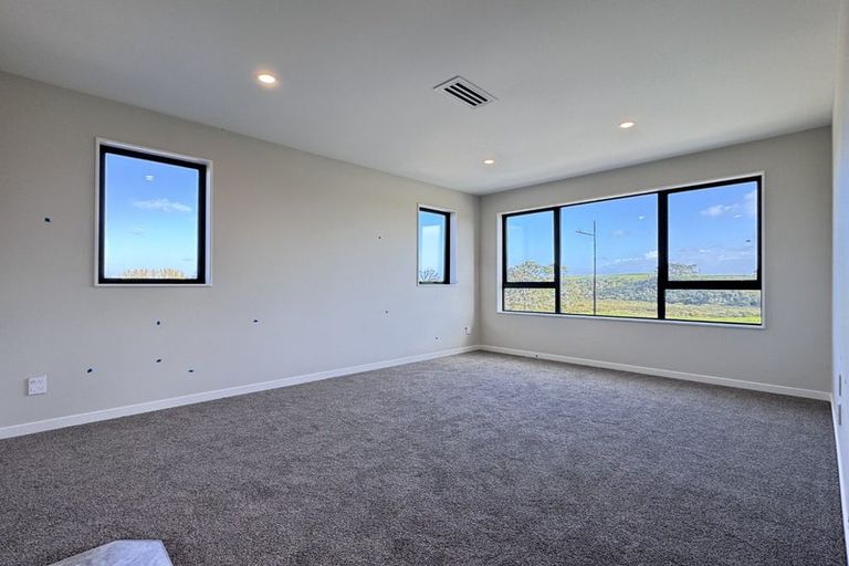 Photo of property in 19 Wagyu Lane, Karaka, 2580