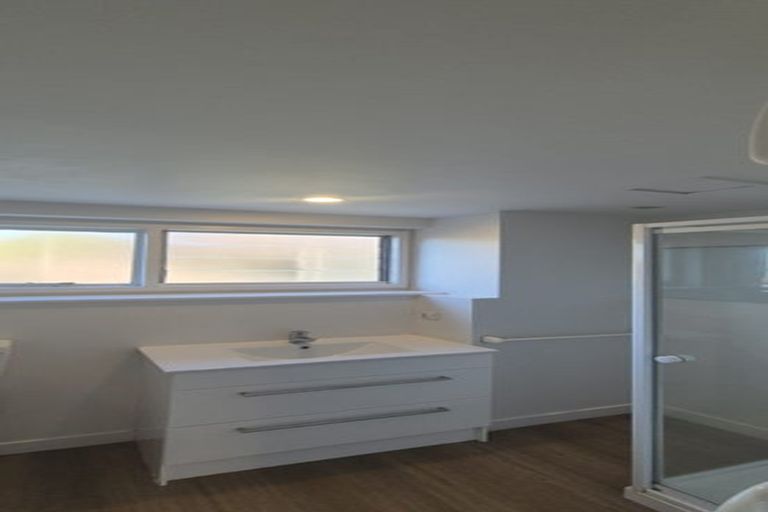 Photo of property in Garlinge Apartments, 14 Rhodes Street, Merivale, Christchurch, 8014