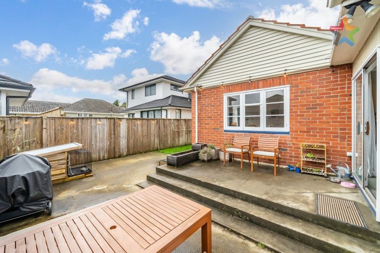 Photo of property in 69 Waiwhetu Road, Waterloo, Lower Hutt, 5011