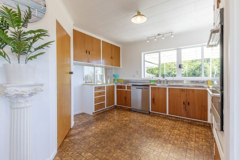 Photo of property in 85 Oruawharo Road, Takapau, Waipukurau, 4281
