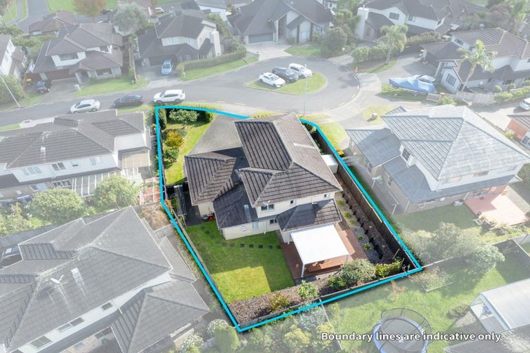 Photo of property in 11 Kouras Place, Flat Bush, Auckland, 2016